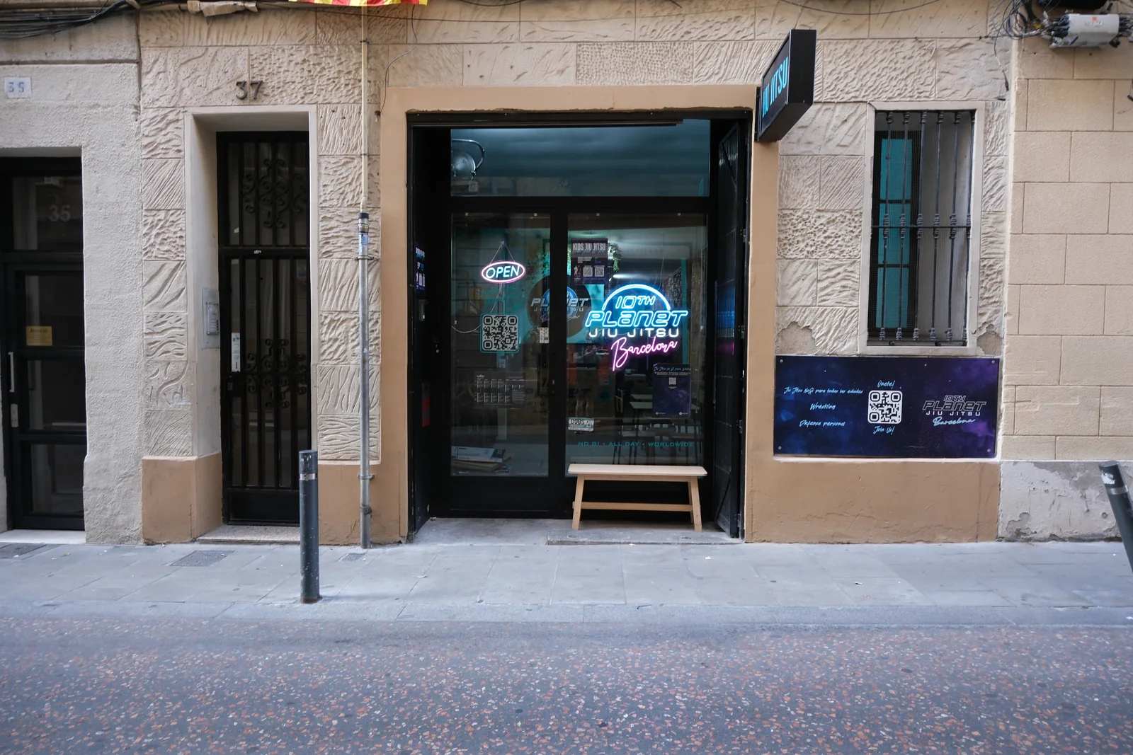 Entrada de 10th Planet Barcelona